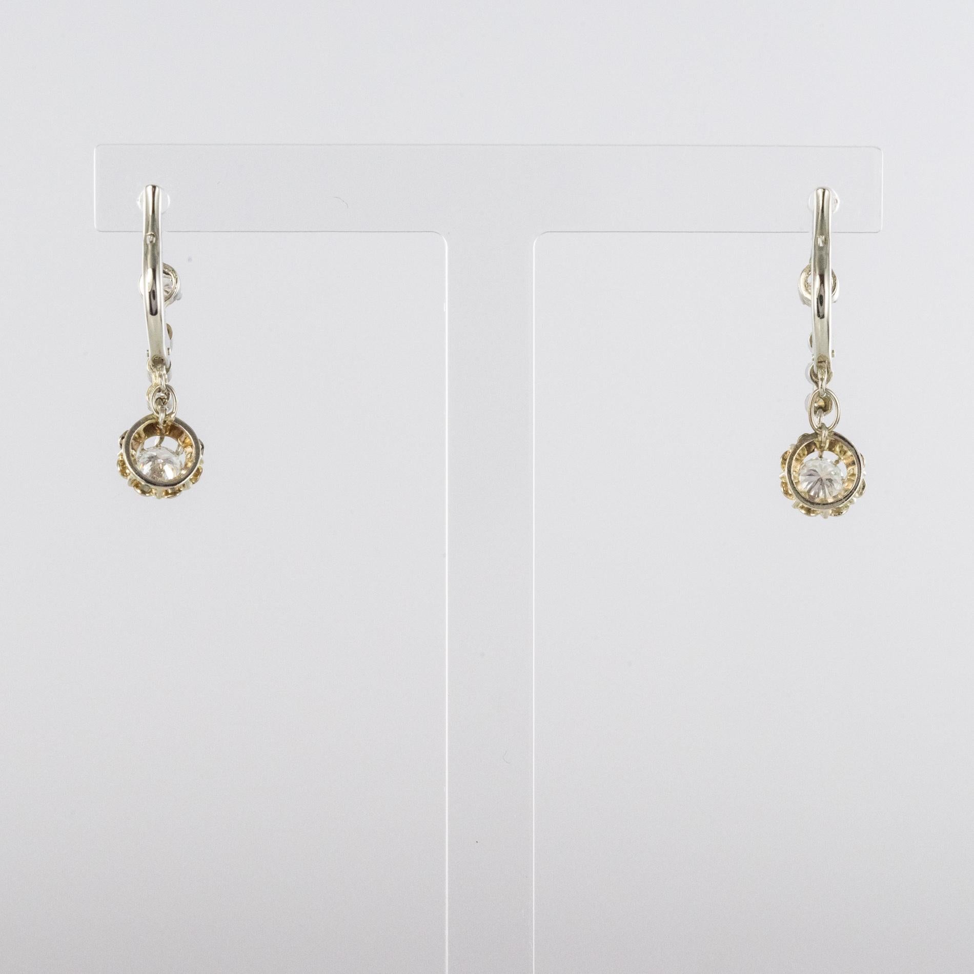 French 1925s Art Deco Diamonds 18 Karat White Gold Dangle Earrings 2