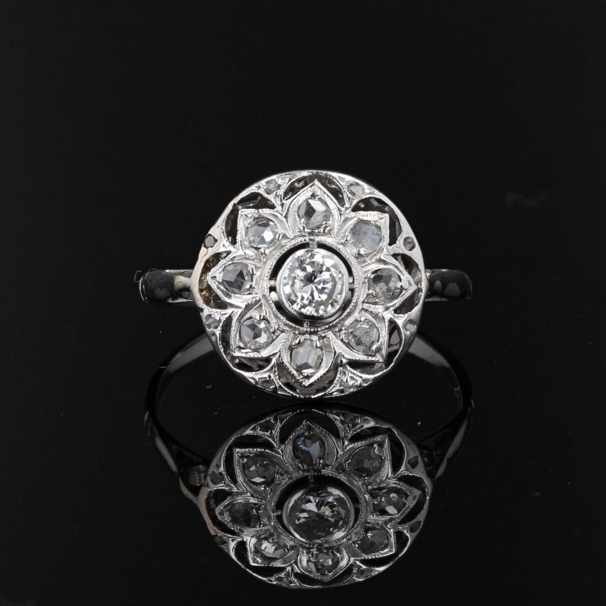 Art Deco 1925s Diamonds 18 Karat White Gold Round Openwork Ring