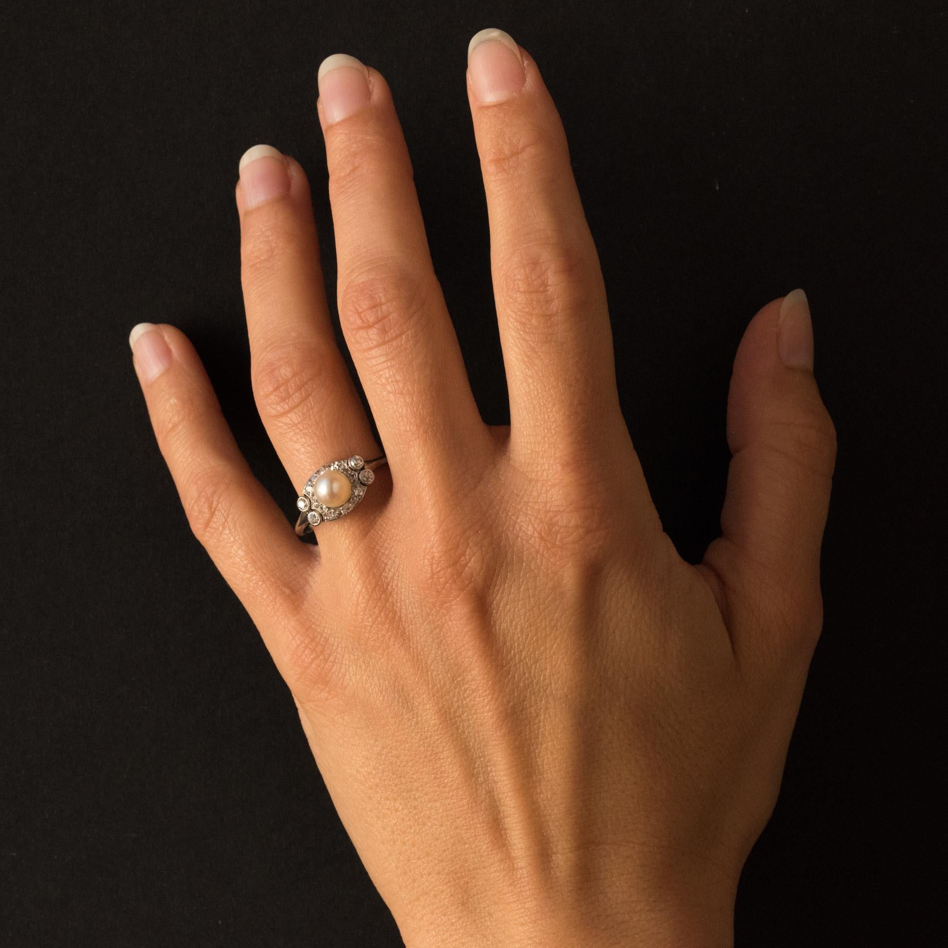 1925s Cultured Pearl Diamonds Platinum Art Deco Ring For Sale 4