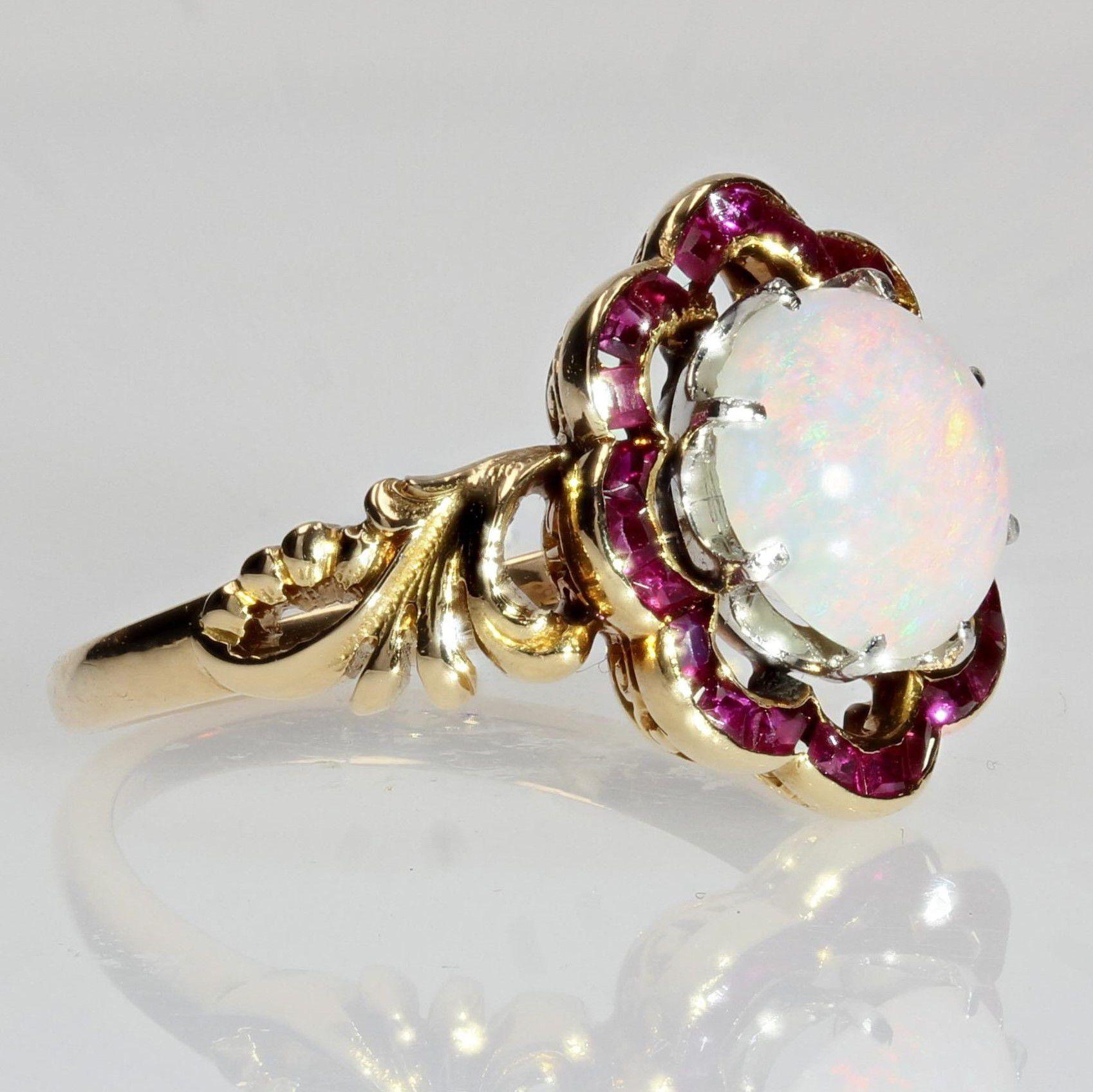 1925 Opal Calibrated Ruby 18 Karat Yellow Gold Ring For Sale 1