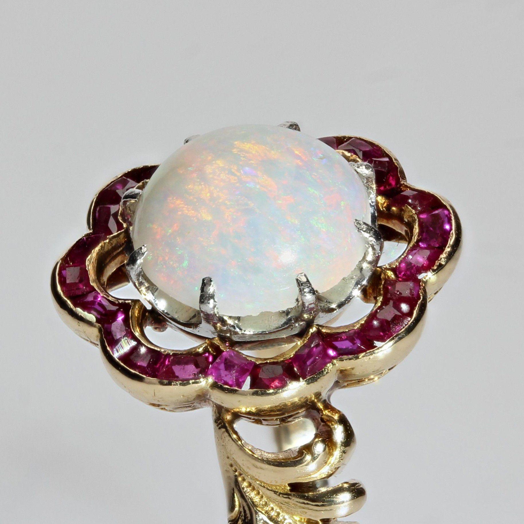 Women's 1925 Opal Calibrated Ruby 18 Karat Yellow Gold Ring For Sale