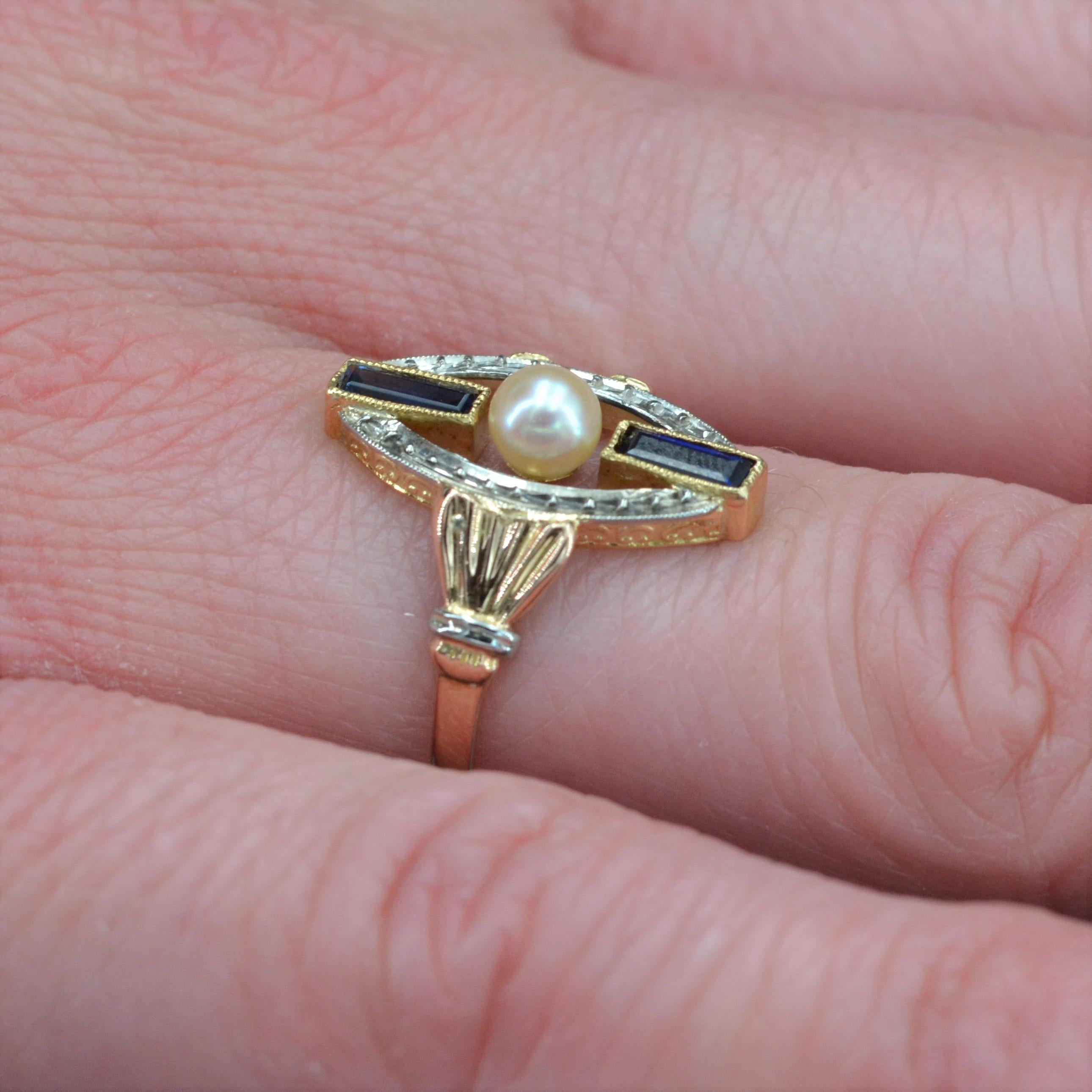1925s Pearl Sapphire 18 Karat Rose White Gold Art Deco Ring For Sale 8