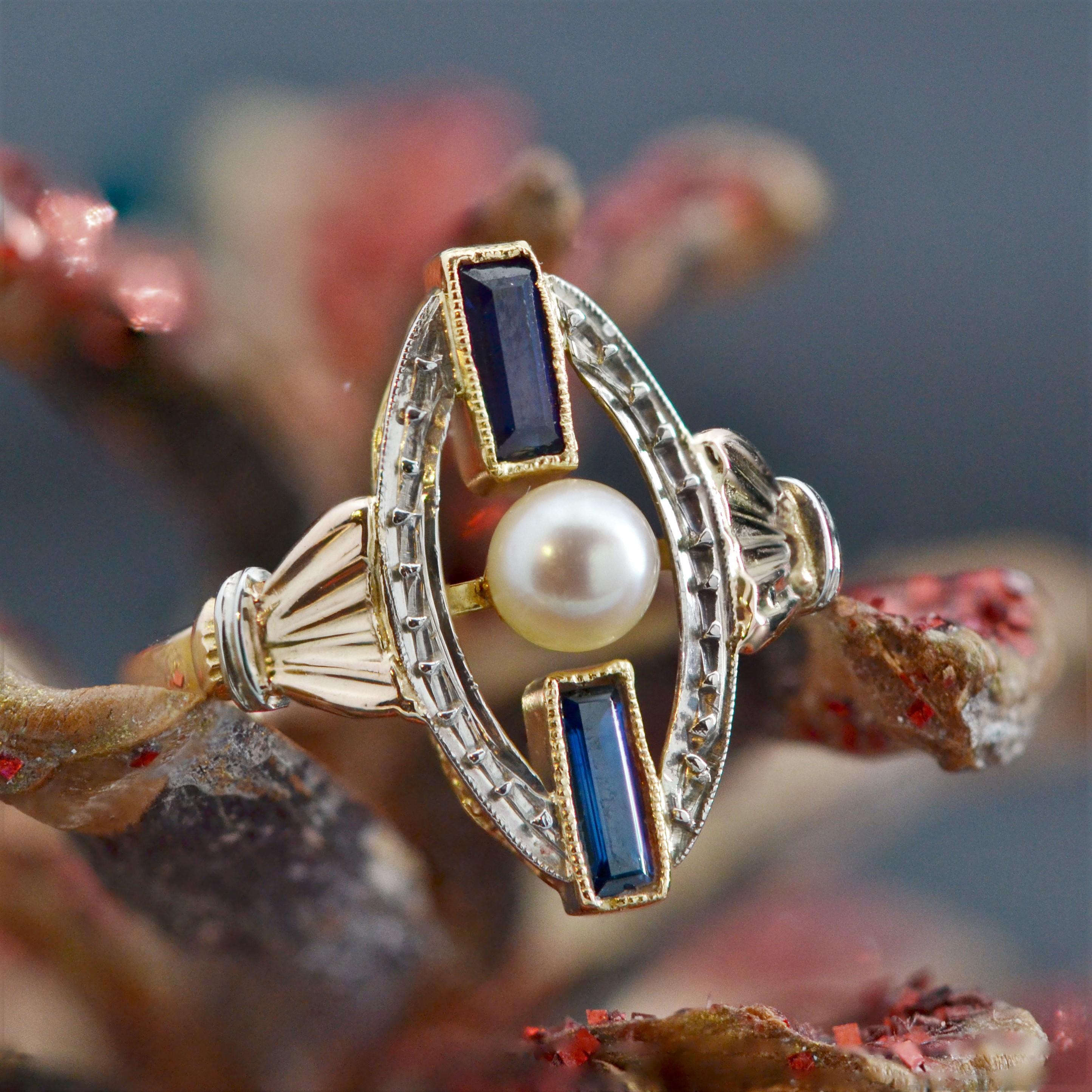 Bead 1925s Pearl Sapphire 18 Karat Rose White Gold Art Deco Ring For Sale