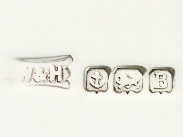 Walker and Hall Antique 1926 Sterling Silver Napkin Rings For Sale at