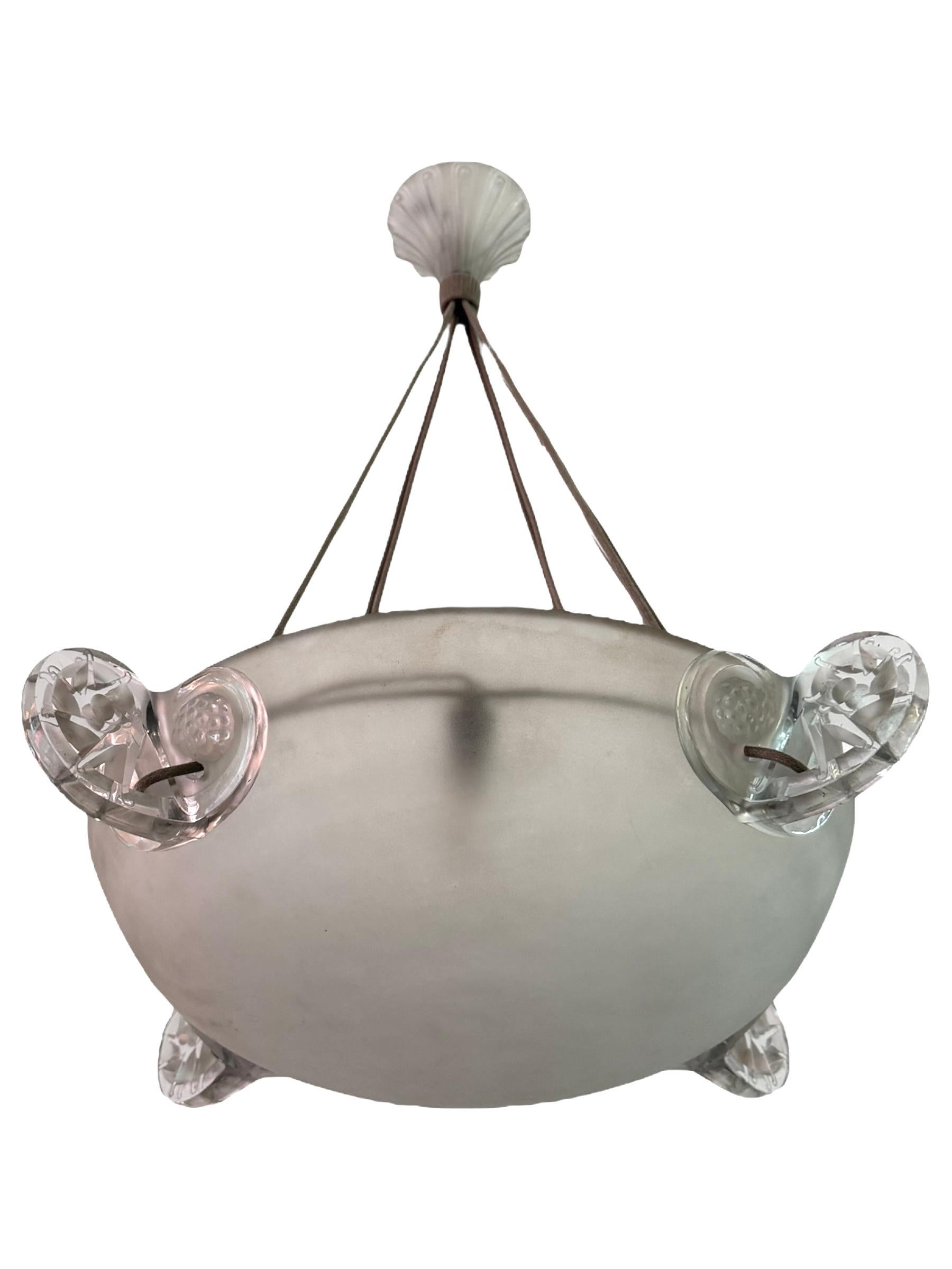 Francese 1926 Lalique Art Deco Lampadario in vetro Ronces in vendita