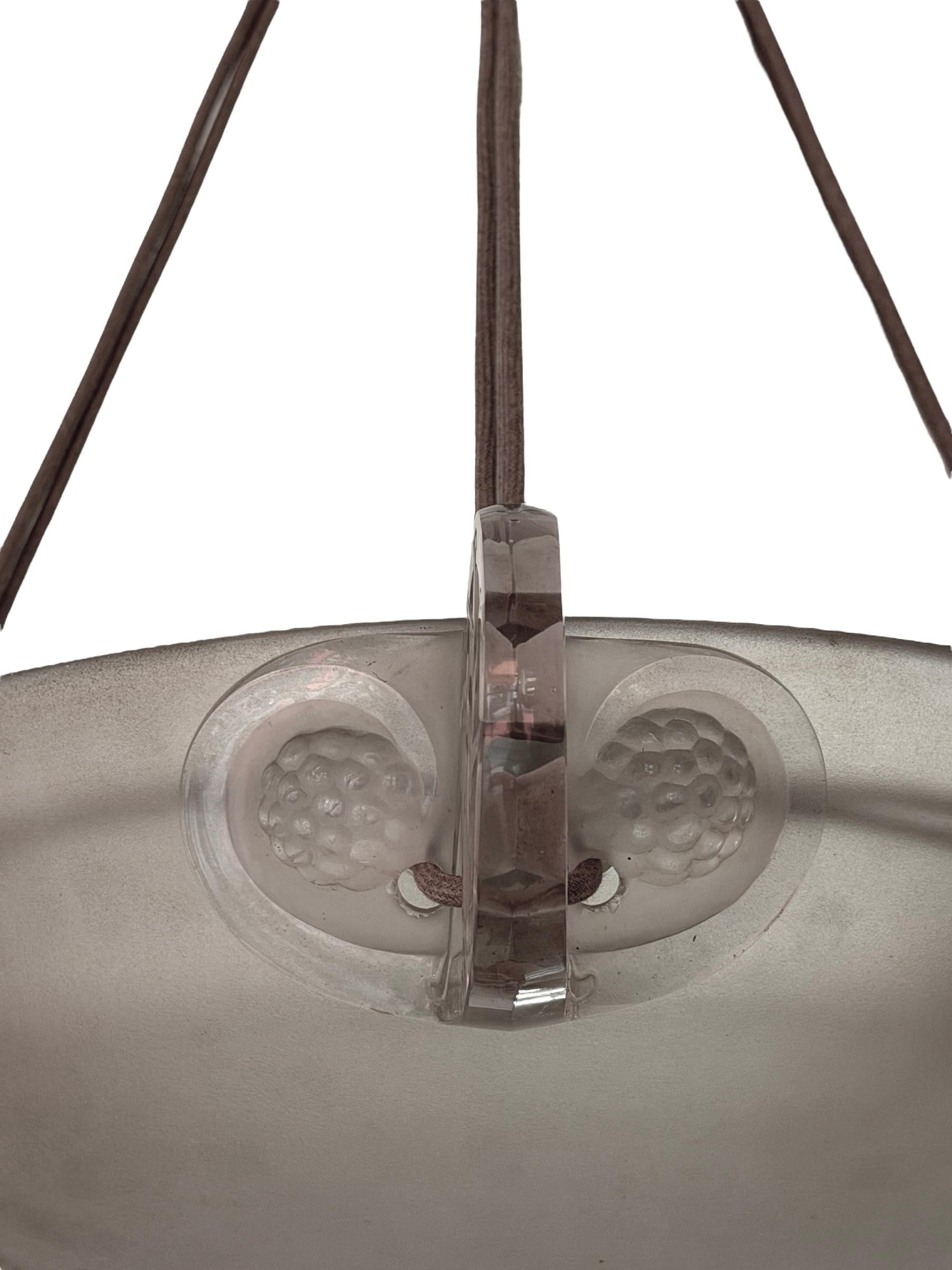 Stampato 1926 Lalique Art Deco Lampadario in vetro Ronces in vendita