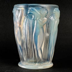 1926 Rene Lalique Danaïdes Vase in Opalescent Glass, Pouring Women