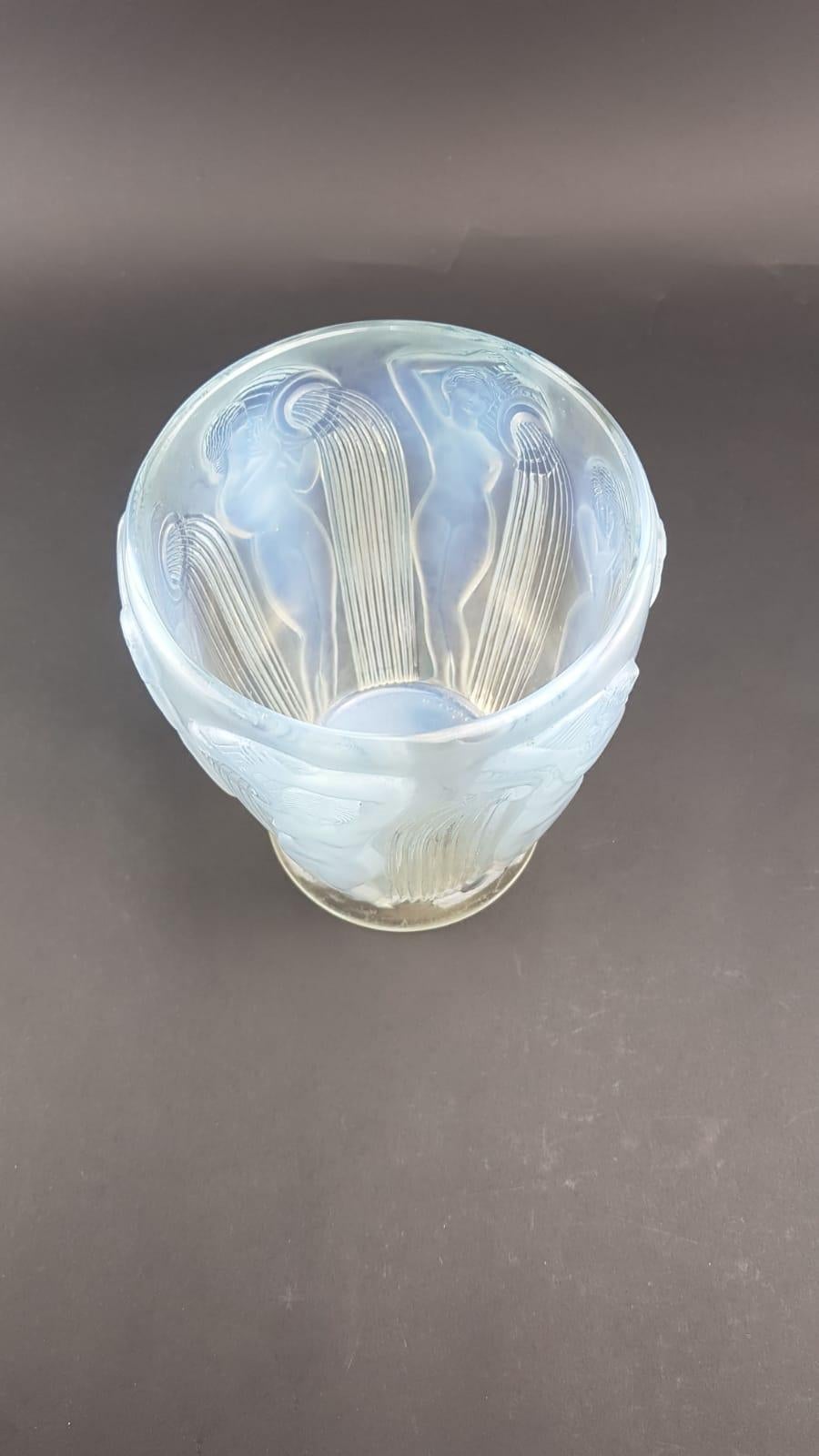 Molded 1926 Rene Lalique Danaïdes Vase in Opalescent Glass, Pouring Women