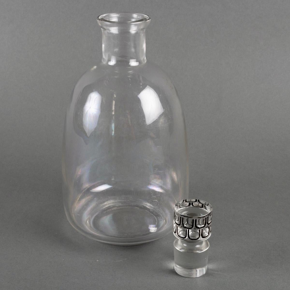 1926 Rene Lalique Decanter & Pitcher Saint Nabor Glass Black Enamel In Good Condition For Sale In Boulogne Billancourt, FR