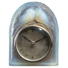 1926 René Lalique Deux Colombes Clock Opalescent Glass Original Movement