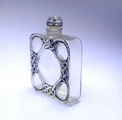 1926 Rene Lalique Les Cinq Fleurs Perfume Bottle for Forvil Black Enameled Glass