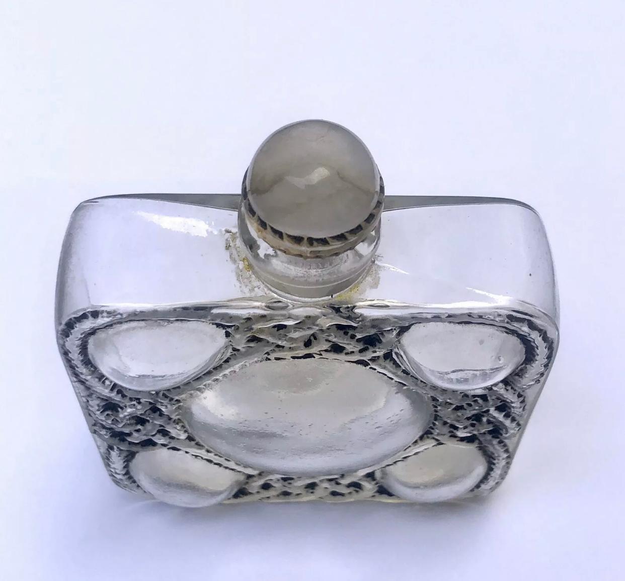 Molded 1926 Rene Lalique Les Cinq Fleurs Perfume Bottle for Forvil Black Enameled Glass