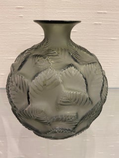 1926 René Lalique Ormeaux Vase in Grey Smoked Glass
