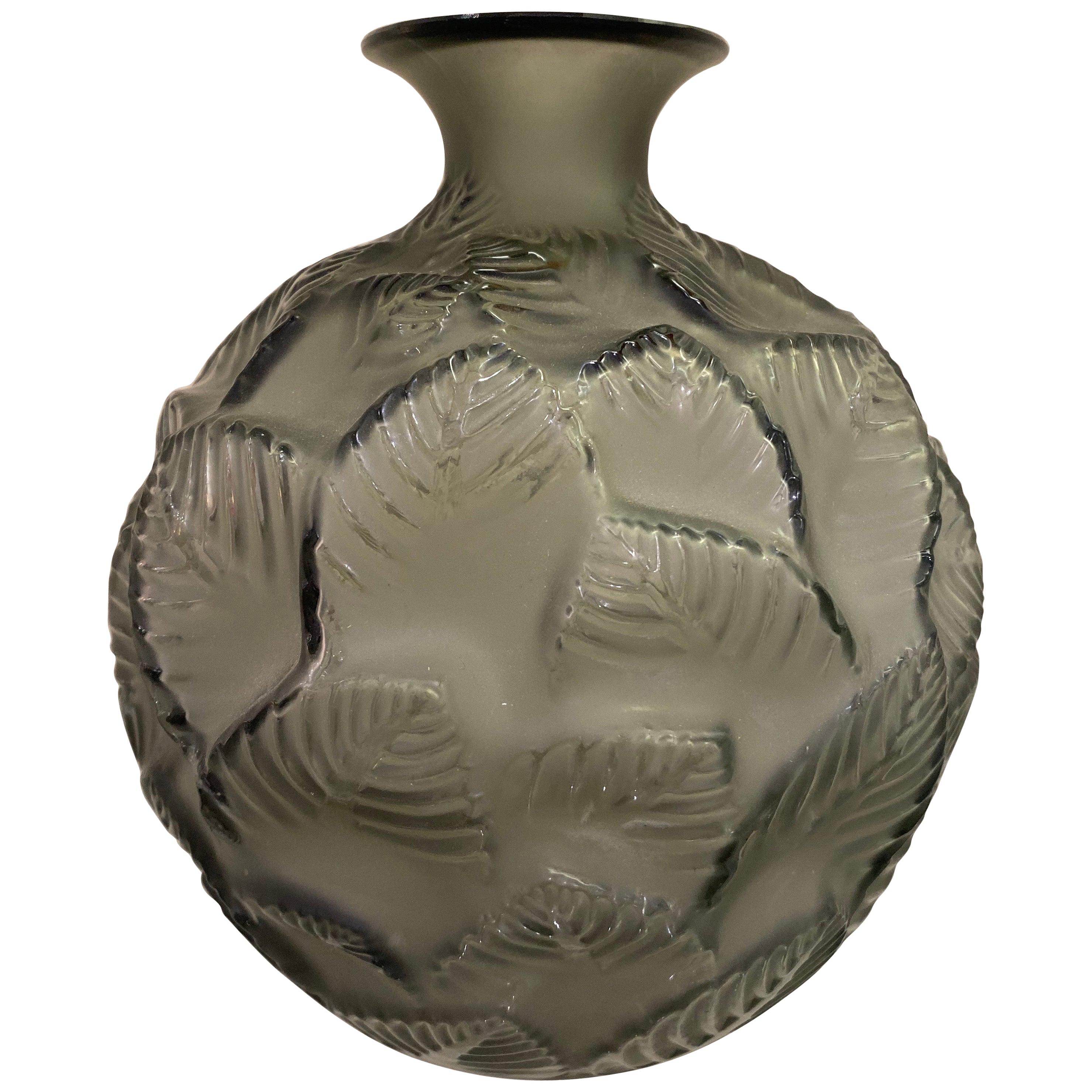 1926 René Lalique Ormeaux Vase in Grey Smoked Glass