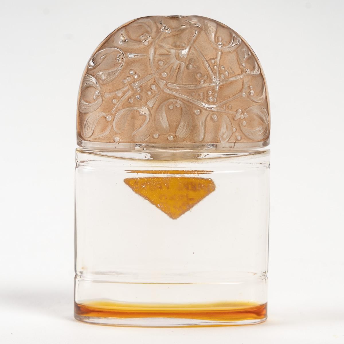 Molded 1926 René Lalique, Perfume Bottle Sous Le Gui Glass Sepia Patina Jean De Parys