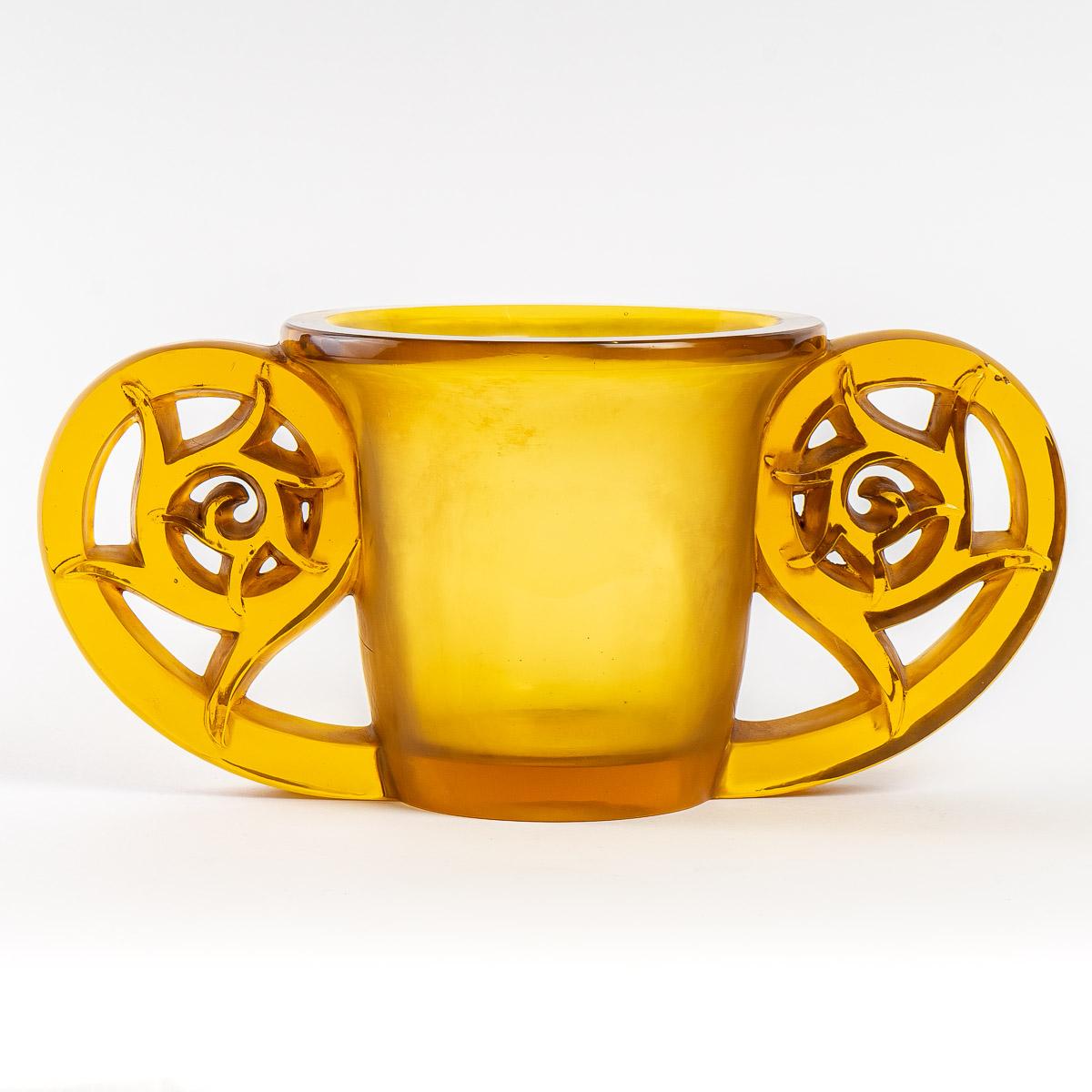 Art Deco 1926 René Lalique Pierrefonds Vase in Yellow Amber and Acid Satin Finish Glass