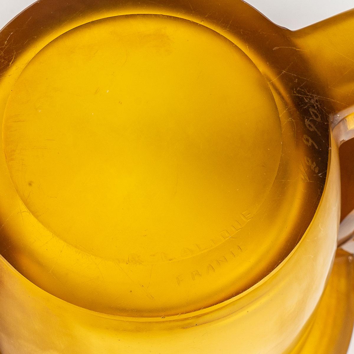 Blown Glass 1926 René Lalique Pierrefonds Vase in Yellow Amber and Acid Satin Finish Glass