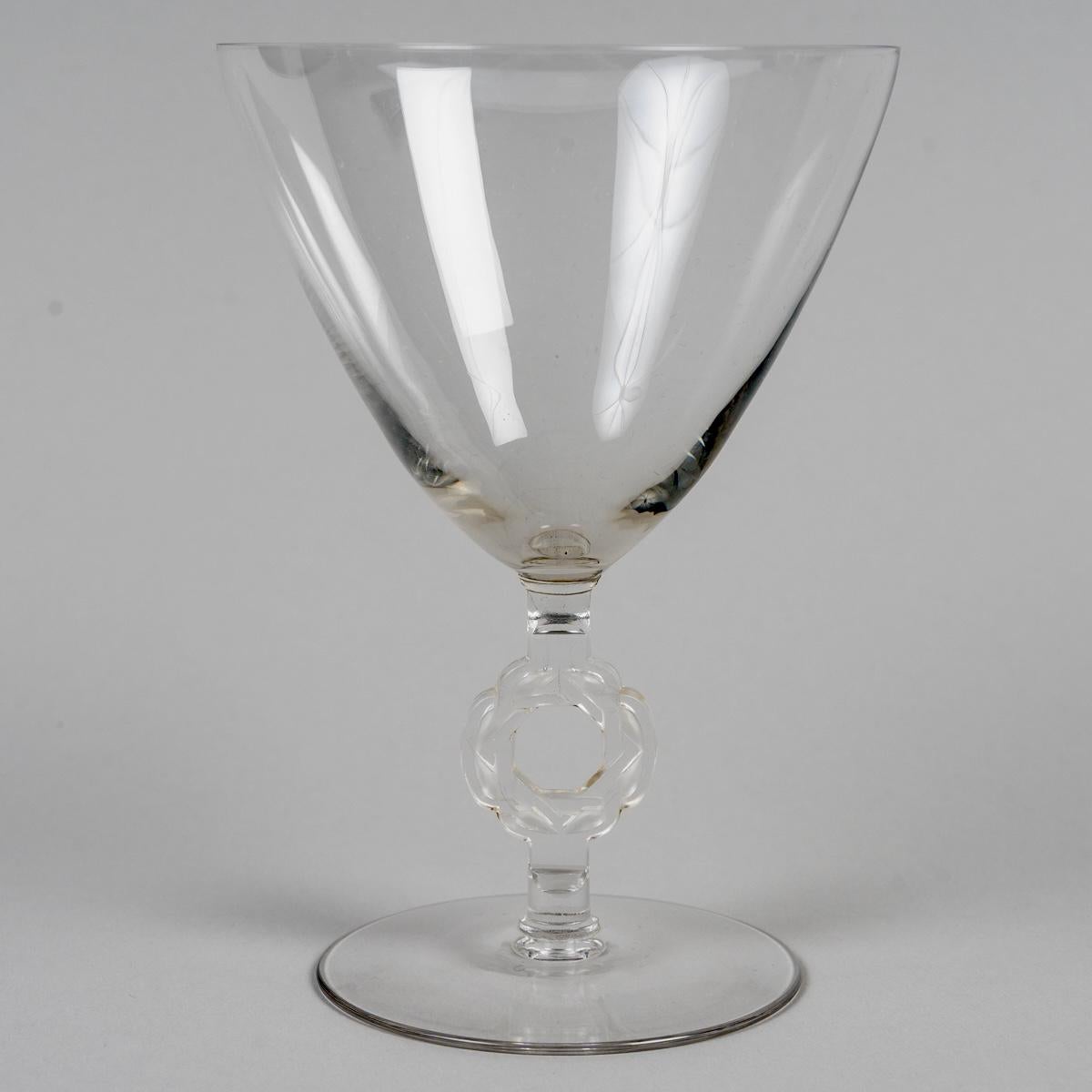 French 1926 René Lalique - Set Of 60 Glasses Ribeauvillé Glass Star Of David For Sale