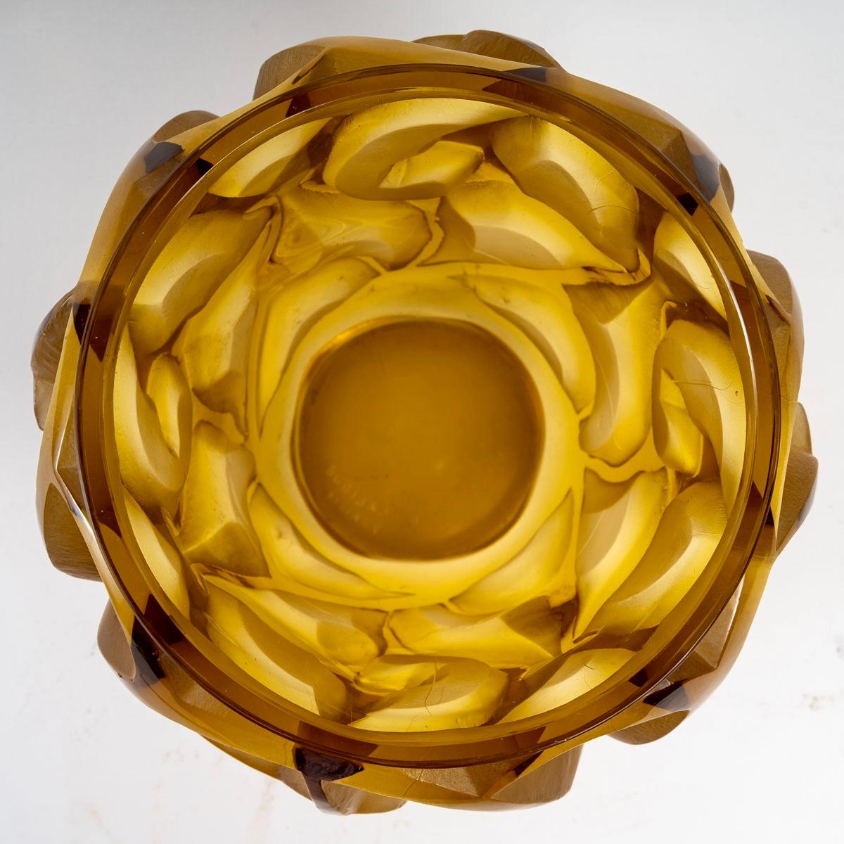 French 1926 René Lalique Tourbillons Vase in Yellow Amber Honey Glass, Suzanne Lalique