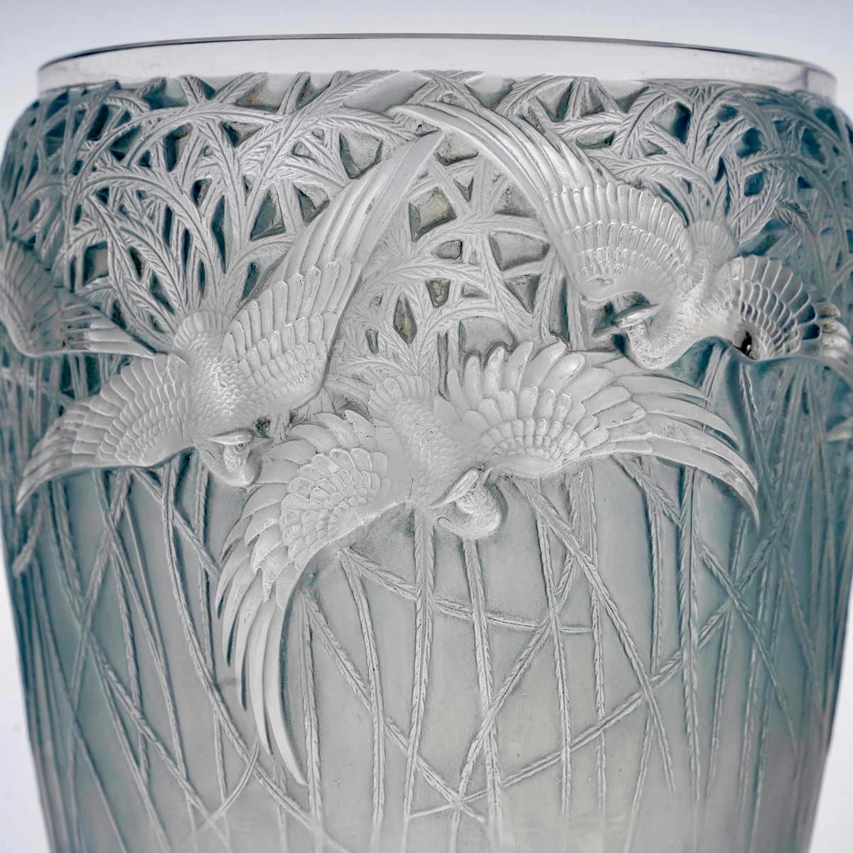 Molded 1926 Rene Lalique - Vase Aigrettes Frosted Glass with Blue Patina