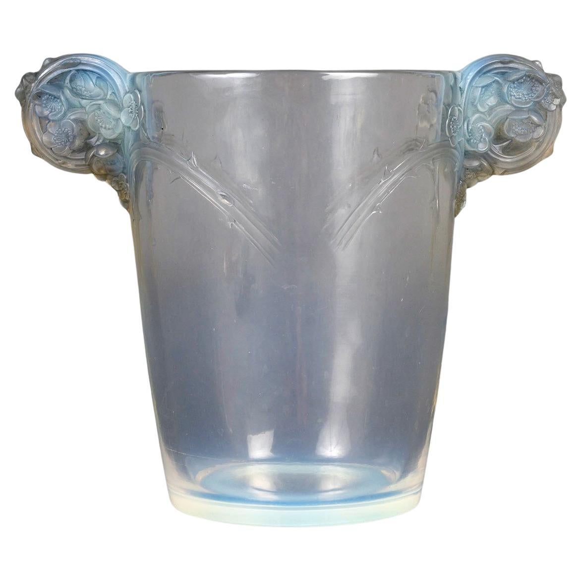 1926 René Lalique Vase Chamarande Opalescent Glass with Grey Patina