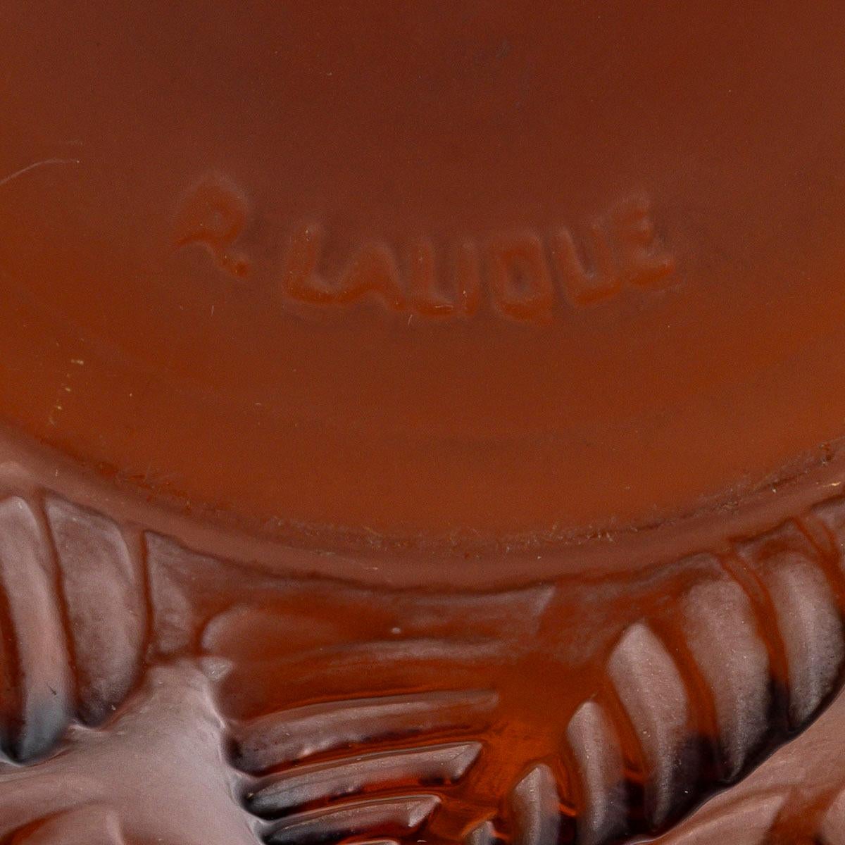 1926 René Lalique - Vase Ormeaux Bernsteinglas (Geformt) im Angebot