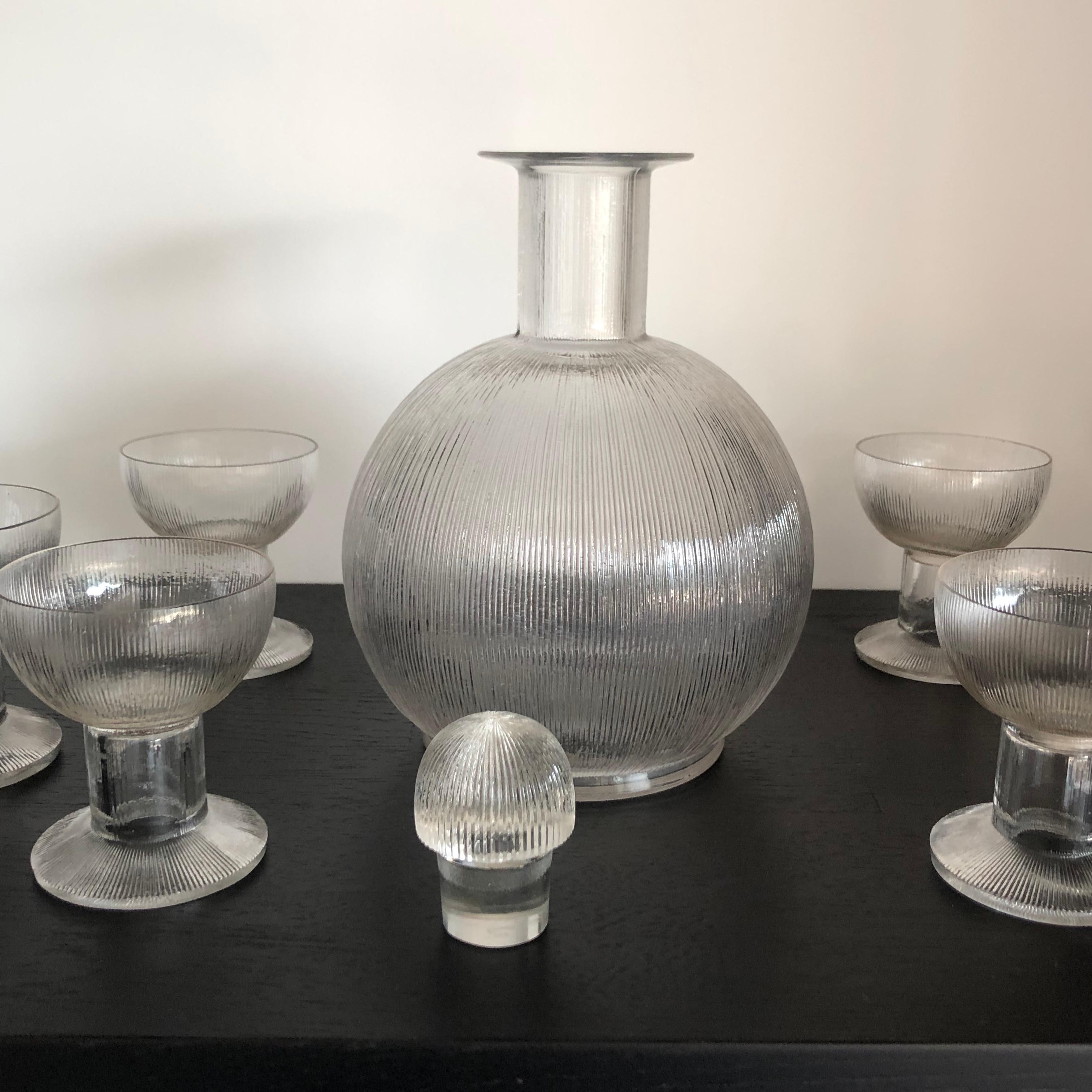 1926 Rene Lalique Wingen Set 11 Pieces Drinking Glasses Stems and Decanter In Good Condition In Boulogne Billancourt, FR