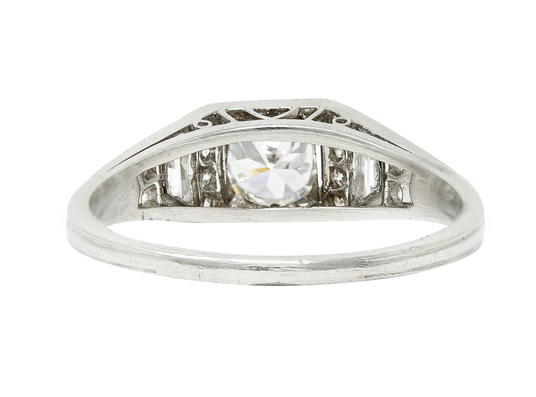 1927 Art Deco 0,83 Karat Diamant Platin Verlobungsring (Trapezschliff)