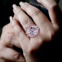 19.27 Carat Kunzite Sapphire Diamond 18 Karat Gold Ring