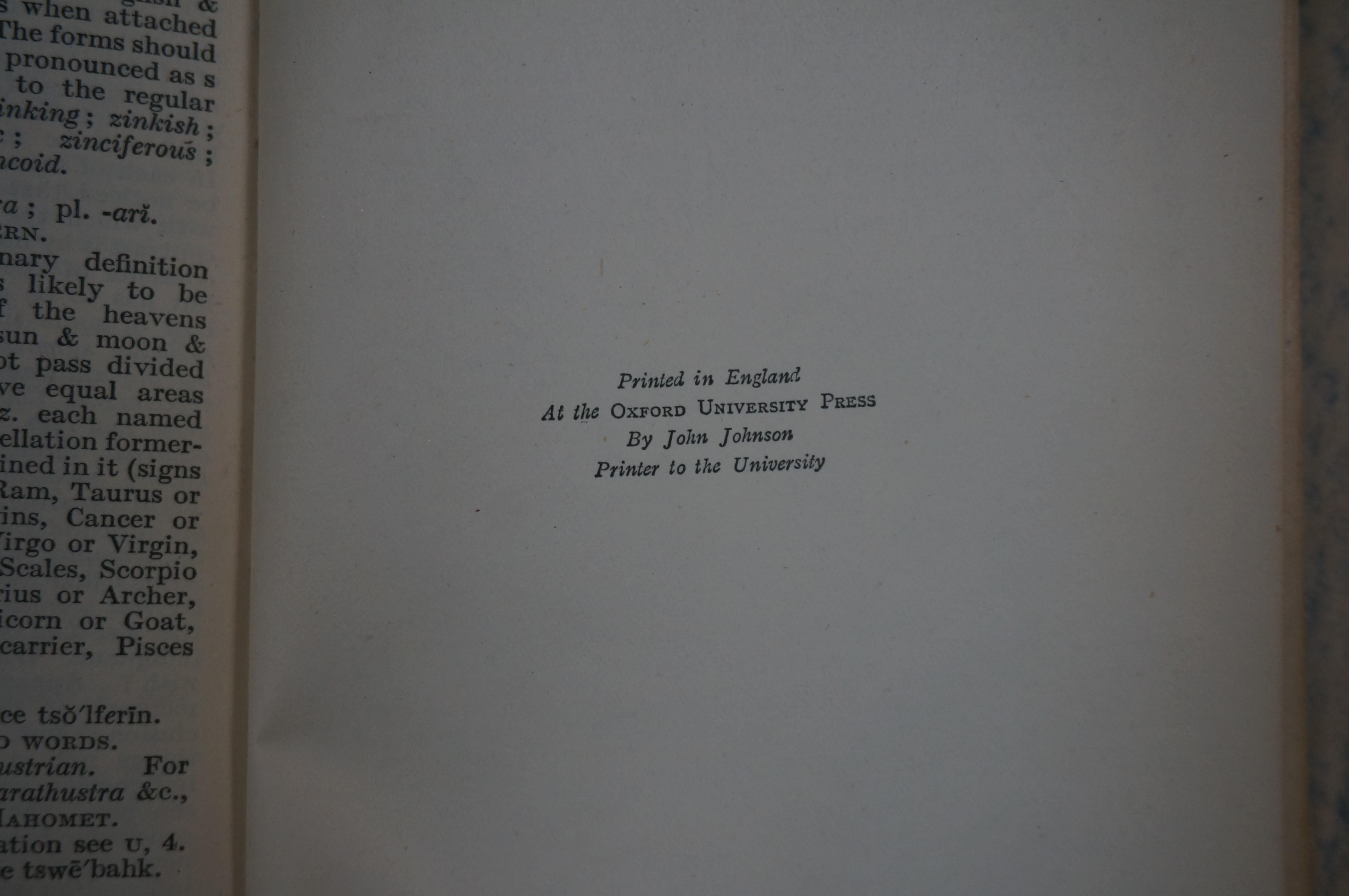 1927 Dictionary of Modern English Usage H.W. Fowler  Oxford Antique Leather Book For Sale 6