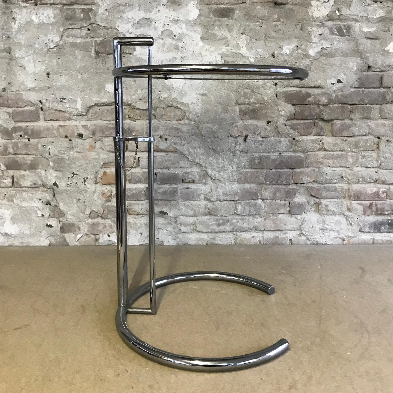 1927, Eileen Gray, Adjustable Side Table E1027 with Unique Grey Smoke Glass  For Sale 3