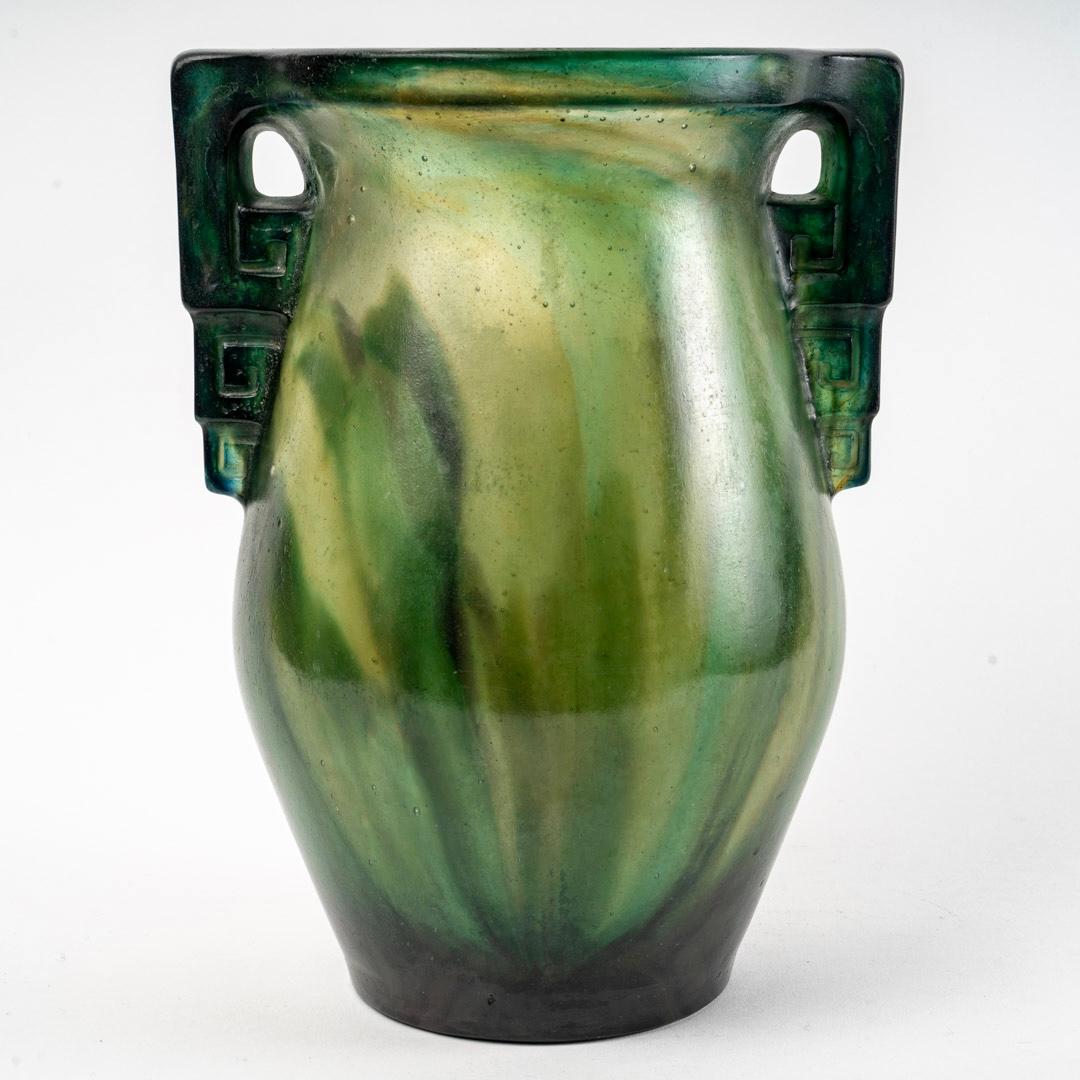 1927 Gabriel Argy Rousseau, Vase Anses Geometriques Pate De Verre Glass In Good Condition For Sale In Boulogne Billancourt, FR