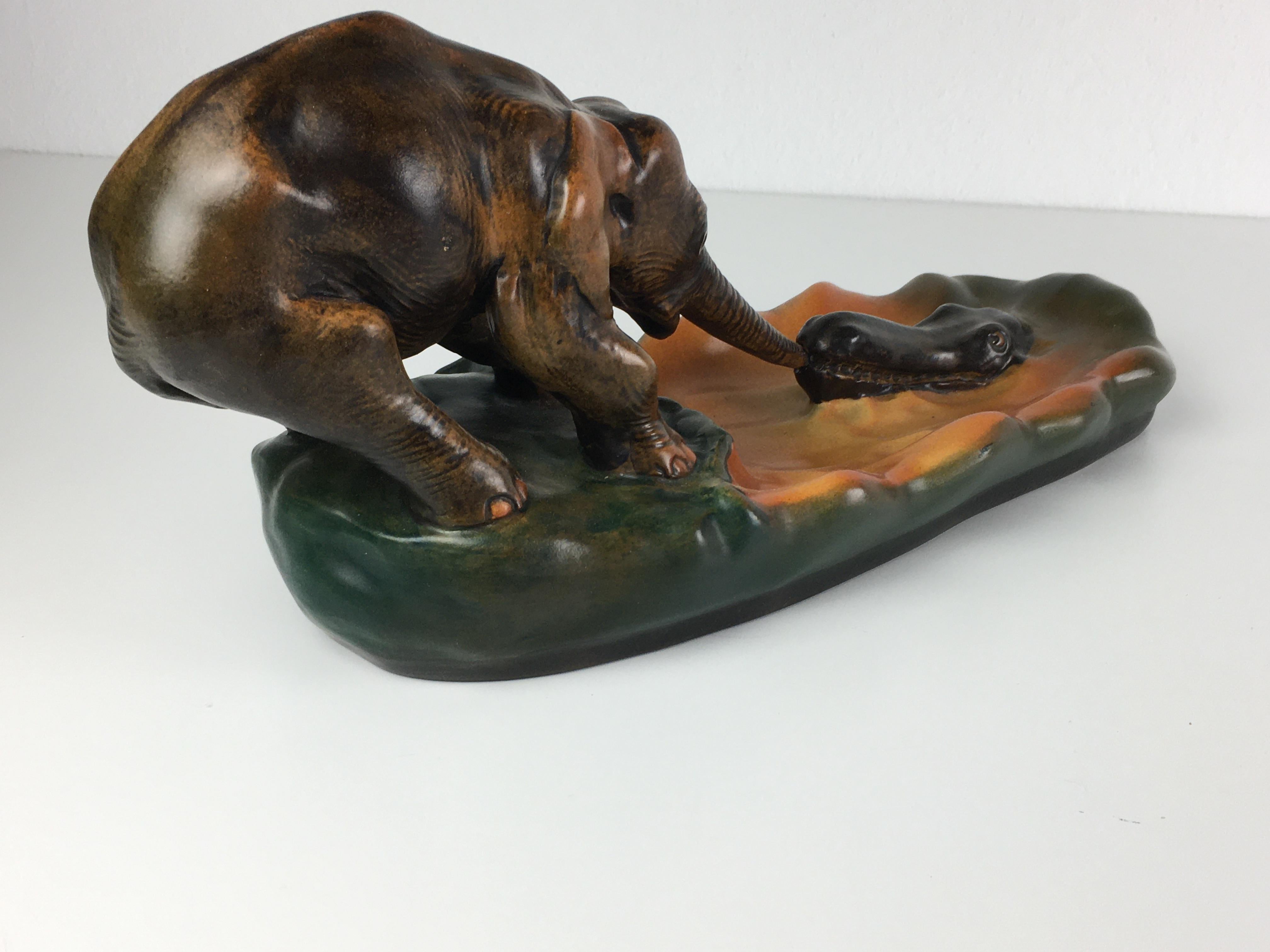 1927 Handmade Danish Art Nouveau Elephant Ash Tray by P. Ipsens Enke In Good Condition In Knebel, DK