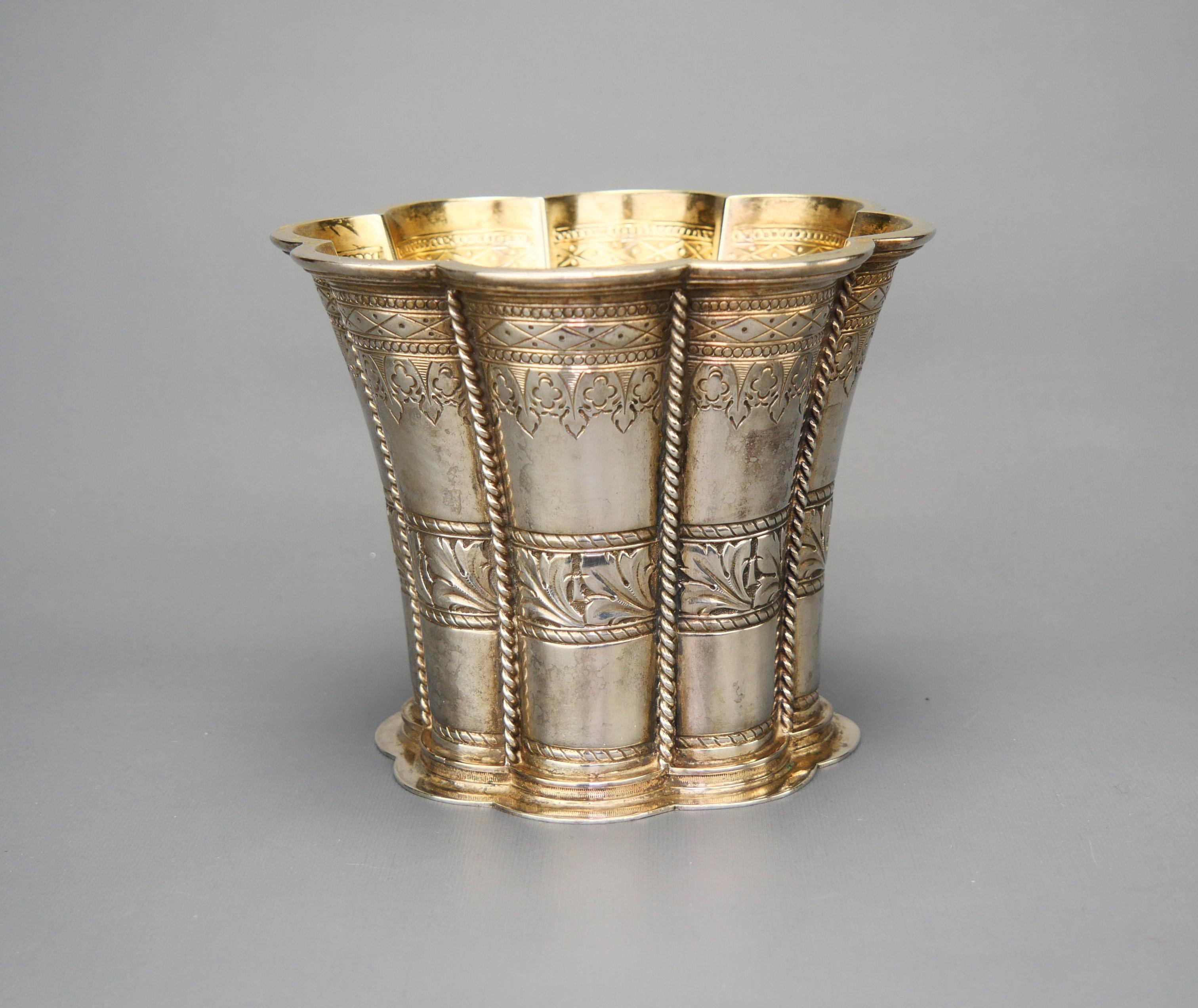 Neogreco 1927 Large Danish Cup solid Gilt 830 Silver / 319 gr in vendita