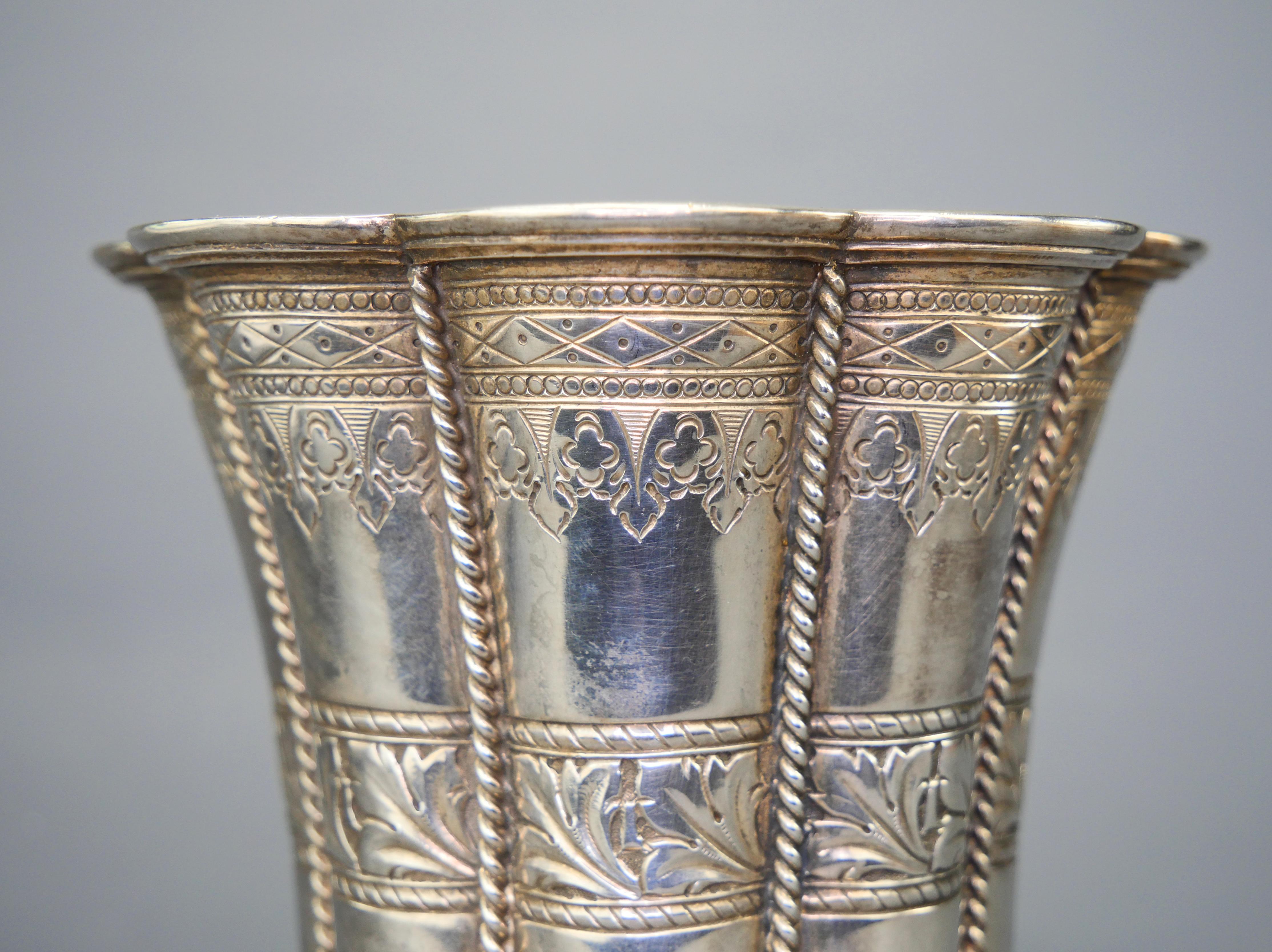 1927 Large Danish Cup solid Gilt 830 Silver / 319 gr in vendita 1