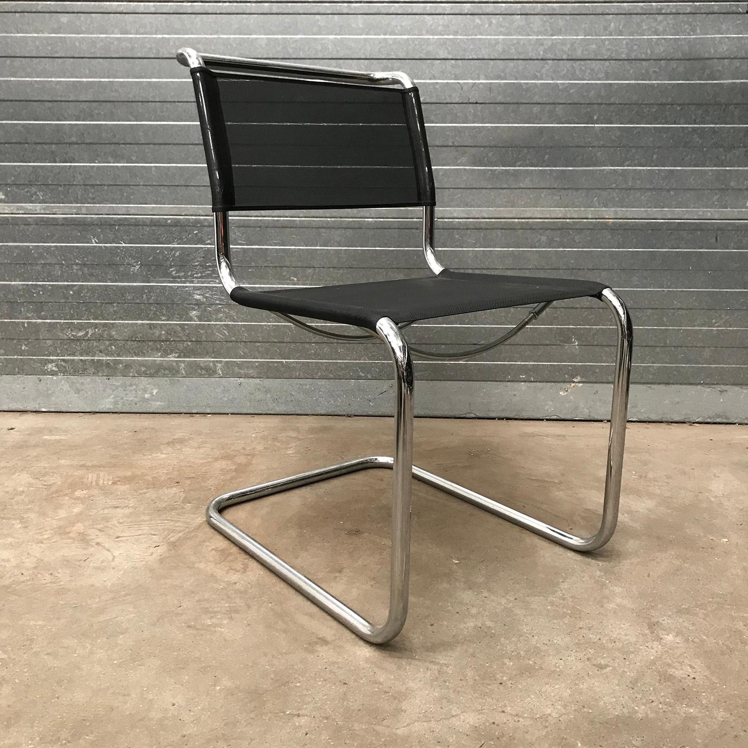 Please ask KC Godrie Ibiza/Amsterdam for our competitive personal shipping quotes.

Beautiful Thonet chair S33 with net weave upholstery in black. Timeless and elegant design. The chair is in good condition except for some tiny (rusty) spots on the
