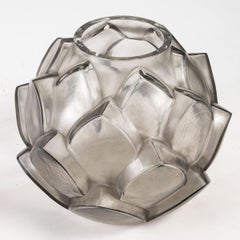 1927 Rene Lalique Armorique Vase in Frosted Glass with Grey Patina, Artichoke