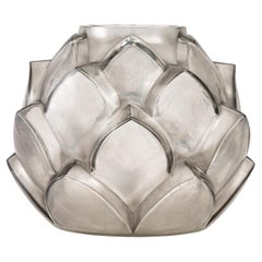 1927 Rene Lalique Armorique Vase in Frosted Glass with Grey Patina, Artichoke