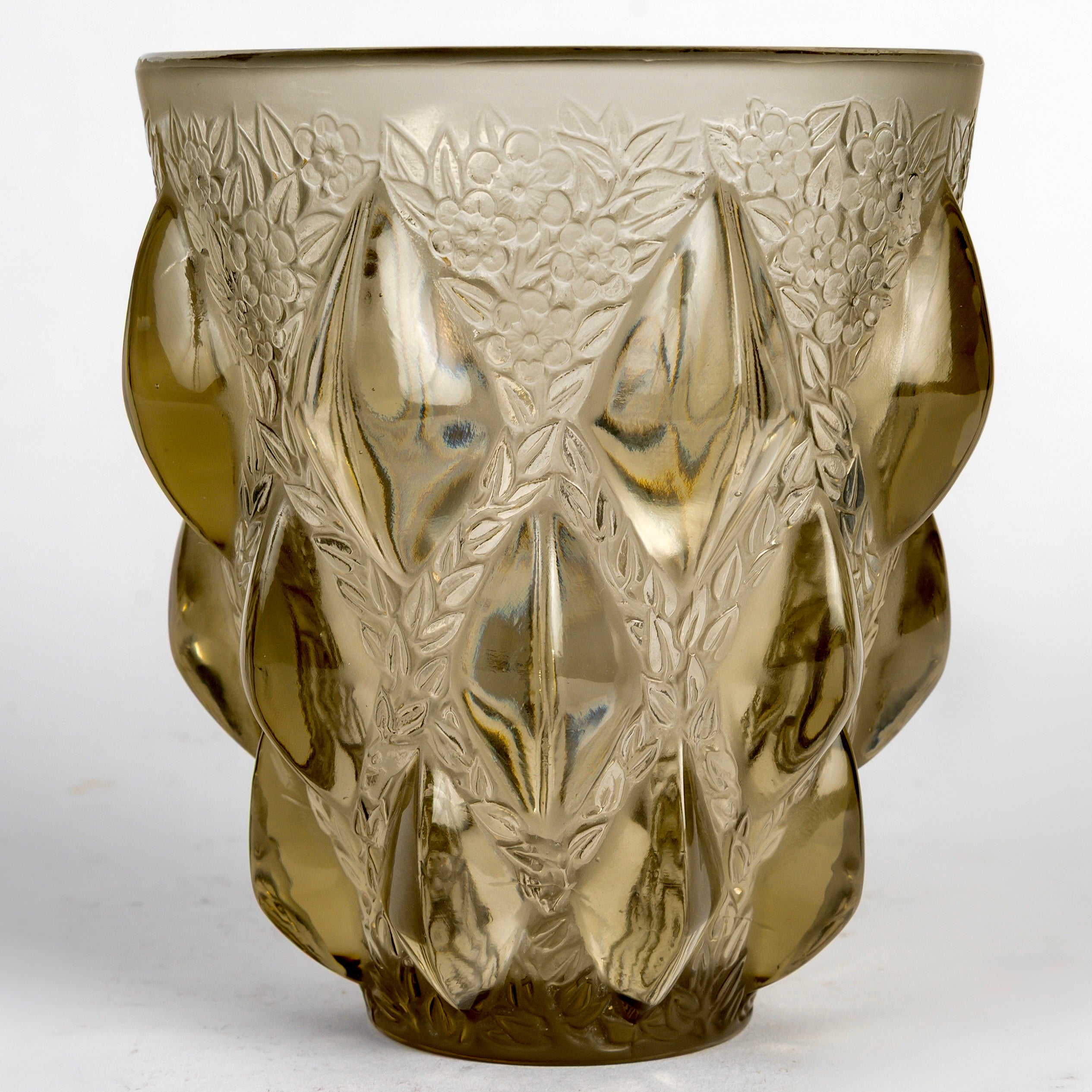 1927 René Lalique - Jarrón Art Déco «Rampillon» de cristal topacio ahumado gris
