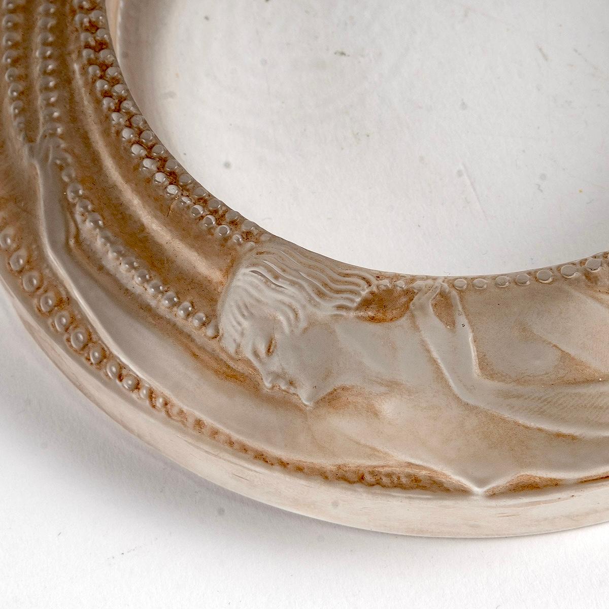 French 1927 René Lalique, Ashtray Antheor Frosted Glass with Sepia Patina, Mermaid
