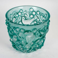 1927 René Lalique Avallon Vase Frosted Glass Turquoise Patina Sparrows Birds