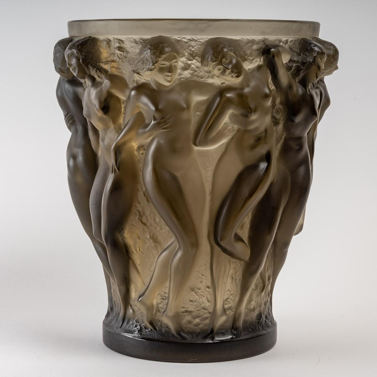 Art Deco 1927 René Lalique Bacchantes Vase in Grey Smoked Topaz Glass, Dancing Women
