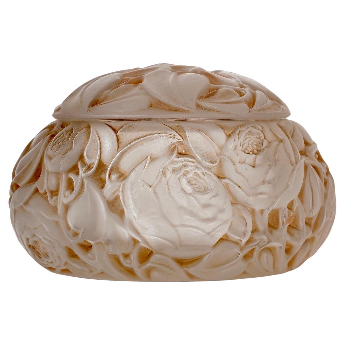 1927 René Lalique Box Dinard Frosted Glass with Sepia Patina, Roses Flowers For Sale