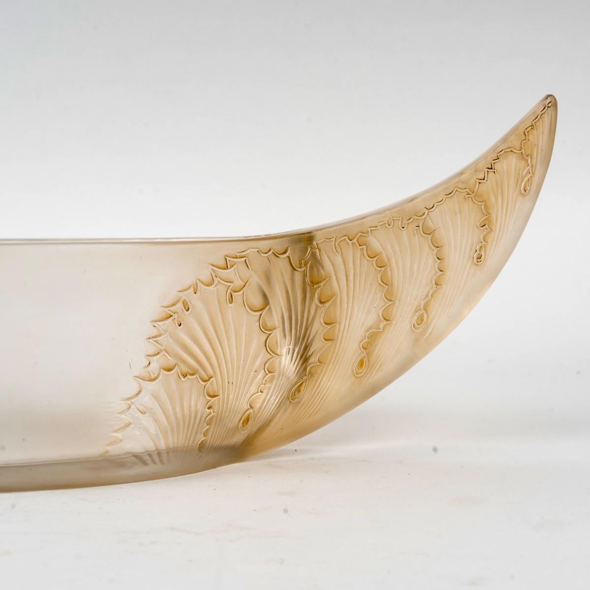 1927 René Lalique - Jardiniere Schale Acanthes Glas mit Sepia Patina (Geformt) im Angebot