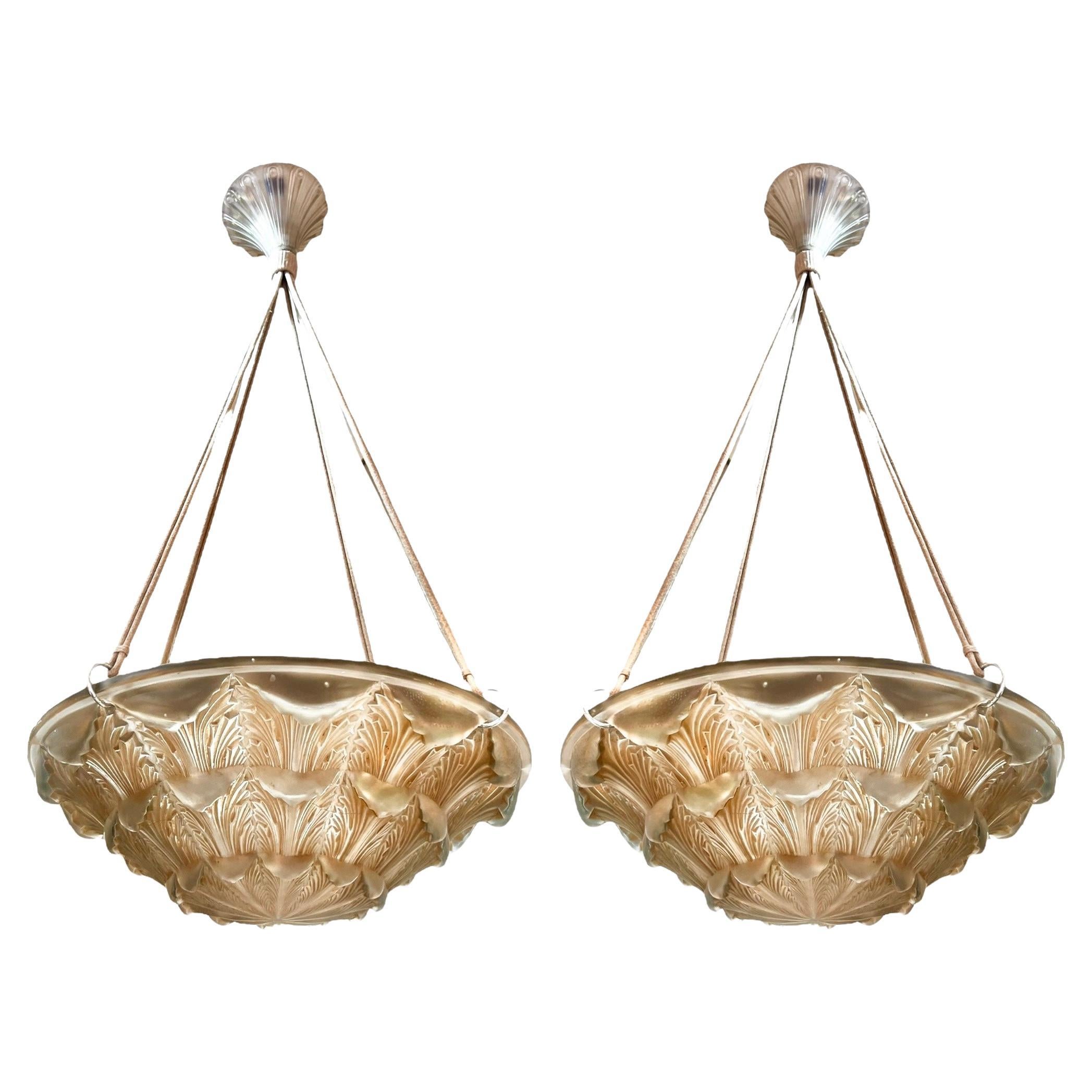 1927 René Lalique - Pair Of Ceiling Fixtures Lights Chandeliers Gaillon Glass For Sale