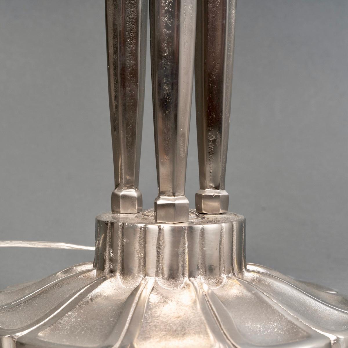 1927 René Lalique - Pair Of Lamps Lierre Ivy Glass & Nickeled Bronze  For Sale 1