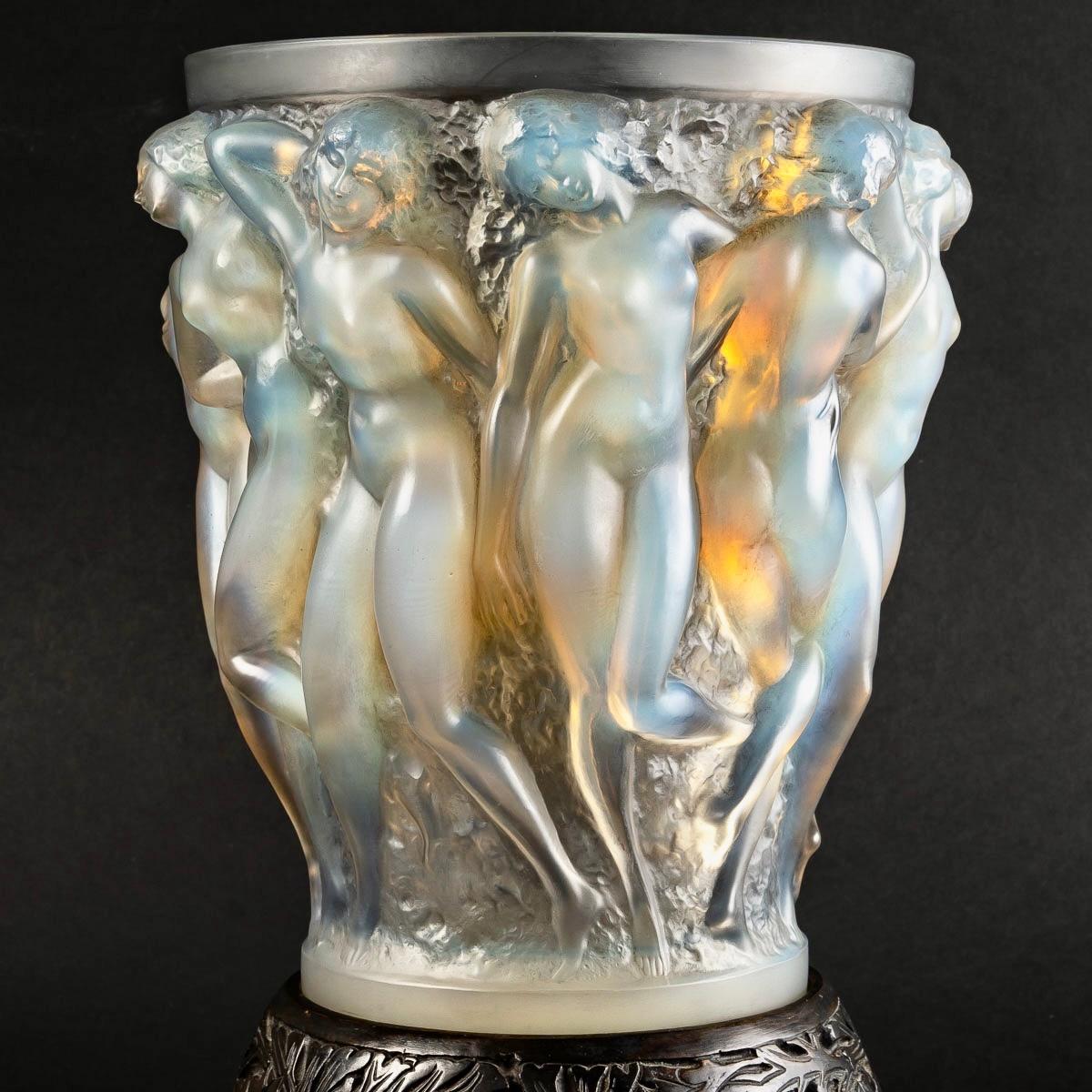 Art Deco 1927 René Lalique, Vase Bacchantes Opalescent Glass with Original Bronze Base