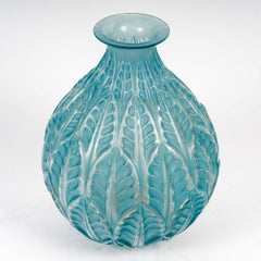 1927 René Lalique - Vase Malesherbes Glass With Blue Patina