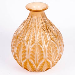 1927 René Lalique - Vase Malesherbes Glass With Sepia Patina
