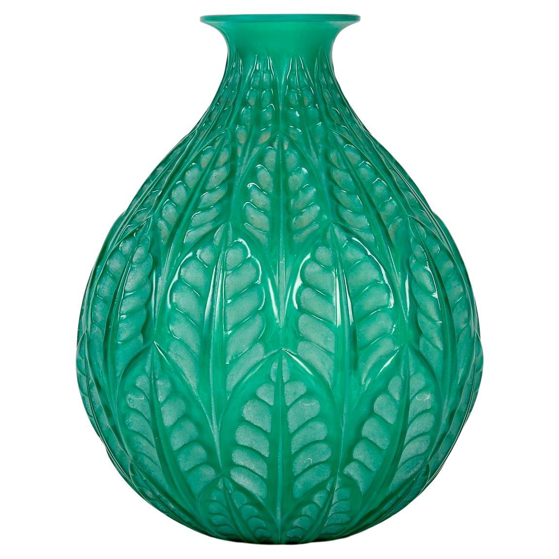 1927 René Lalique Vase Malesherbes Jade Peppermint Green Glass White Patina